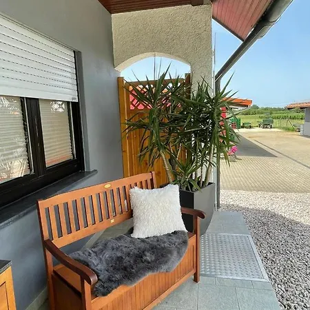 Ferienwohnung Reblandblick Baden-Baden Exterior photo